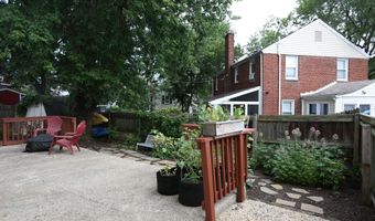 5862 MONTICELLO Rd, Alexandria, VA 22303