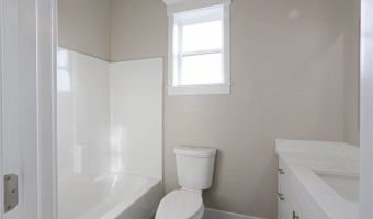 3706 W 3rd St, Anacortes, WA 98221