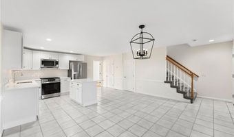704 Fairway Dr 704, Middletown, RI 02842