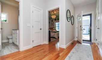 25 Wescott Way 80, Coventry, RI 02816