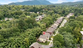 29 Crayton Park Dr, Asheville, NC 28803