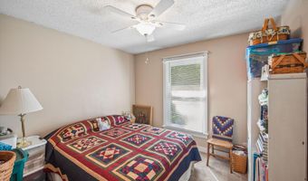911 Mesa Verde Pl, Ames, IA 50014