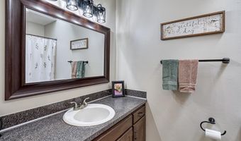 1443 Mckinley Ct, Anoka, MN 55303