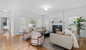 233 Ivy Glen Cir, Avondale Estates, GA 30002