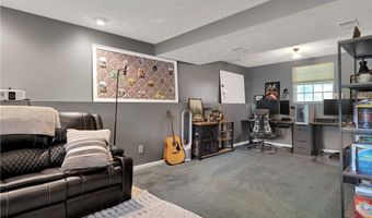 1028 Lexington Dr, Aliquippa, PA 15001
