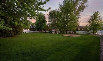 2703 10th Ave SW, Austin, MN 55912