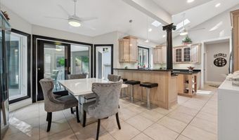 925 N River Rd, Algonquin, IL 60102