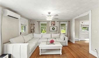 57 River Vue Ave, Warwick, RI 02889