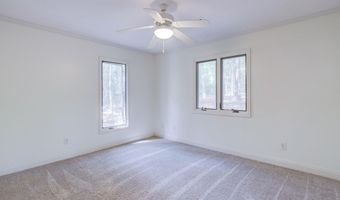 8 Cedar Pl, Camden, SC 29020