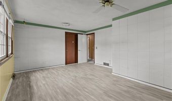 38 Greenwood Rd, North Kingstown, RI 02852