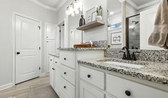 121 Hayden Dr, Beebe, AR 72012