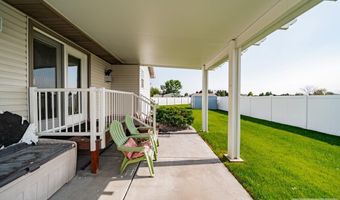 3696 E Silverwood Cir, Ammon, ID 83406