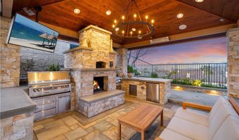 1040 S Summer Breeze Ln, Anaheim, CA 92808