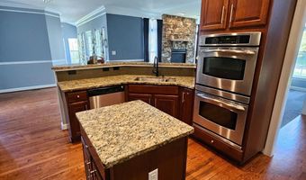 14 MERIDIAN Blvd, Bear, DE 19701