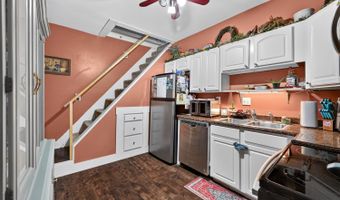 173 Market St, Aurora, IN 47001