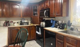 31 Greenlief St, Augusta, ME 04330