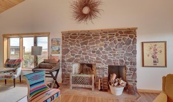237 Sendero Horse Thief, Alpine, TX 79830