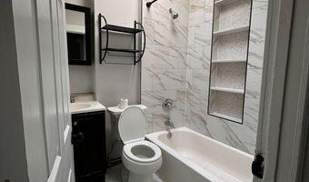 2940 E FAYETTE St E, Baltimore, MD 21224