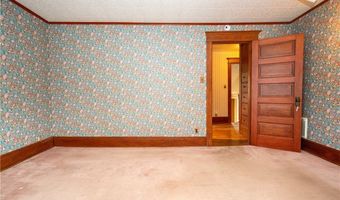 13522 North Rd, Alden, NY 14004