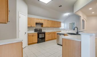 100 Pebble Creek Way, Alvarado, TX 76009