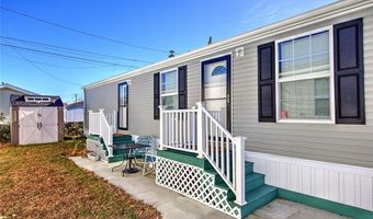 62 West Dr, East Providence, RI 02916