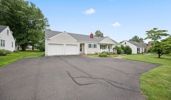 151 S Main St, Allentown, NJ 08501