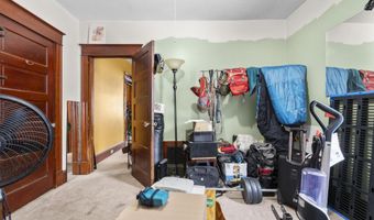 33 Kenney St, Bristol, CT 06010