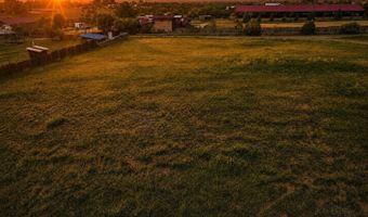 5 Calle La Paz, Arroyo Seco, NM 87514
