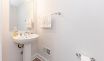 3341 Roseford Blvd, Ann Arbor, MI 48105