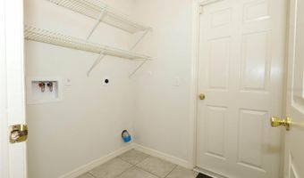 1052 ROYAL OAKS Dr, Apopka, FL 32703