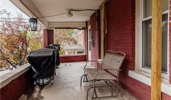 212 N 9th St, Atchison, KS 66002