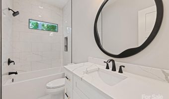 18 Winterhawk Dr, Arden, NC 28704