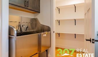 155 Road 20, Cody, WY 82414