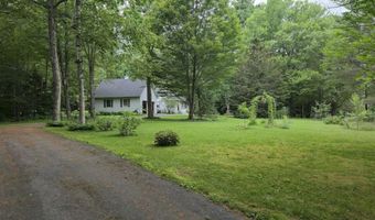 411 Augusta Rd, Belgrade, ME 04917