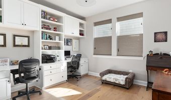 144 COWBIRD St, Lake Frederick, VA 22630