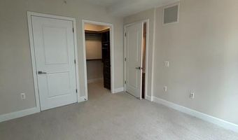 7171 WOODMONT Ave 806, Bethesda, MD 20814