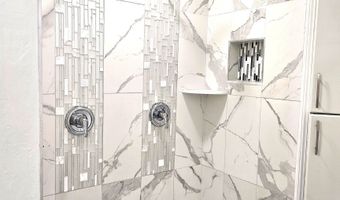 2530 Lincoln St, Anderson, IN 46016