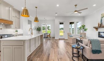 722 Julesburg Ln, Benton, LA 71006