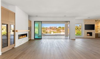 24 Soaring Bird Ct, Las Vegas, NV 89135