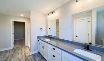 141 S Shay Rd, Andover, KS 67002