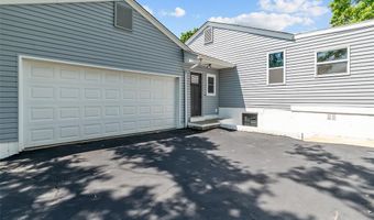 9515 Koerber Ln, Affton, MO 63123