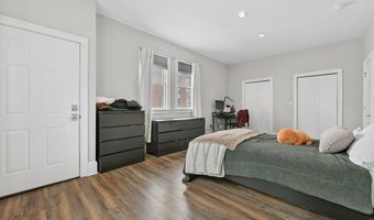 467 E 8th 1A, Boston, MA 02127