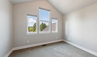 2044 NE Altura Dr, Bend, OR 97701