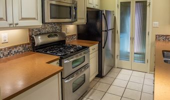 2943 Plaza Blanca, Santa Fe, NM 87507