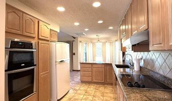 1012 W Castleberry Rd, Artesia, NM 88210