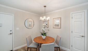 75 S REYNOLDS St 411, Alexandria, VA 22304