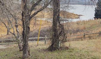565 Hickory Hill Dr, Bean Station, TN 37708