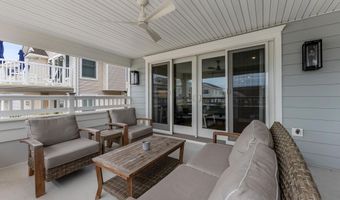 253 35th St, Avalon, NJ 08202