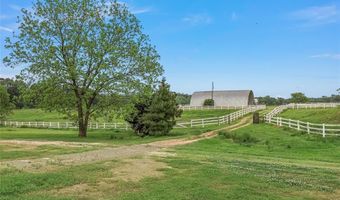 231 Hurricane Bluff Dr, Benton, LA 71006