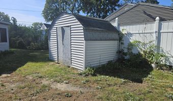 2 Jeffrey Ln, Albany, NY 12211